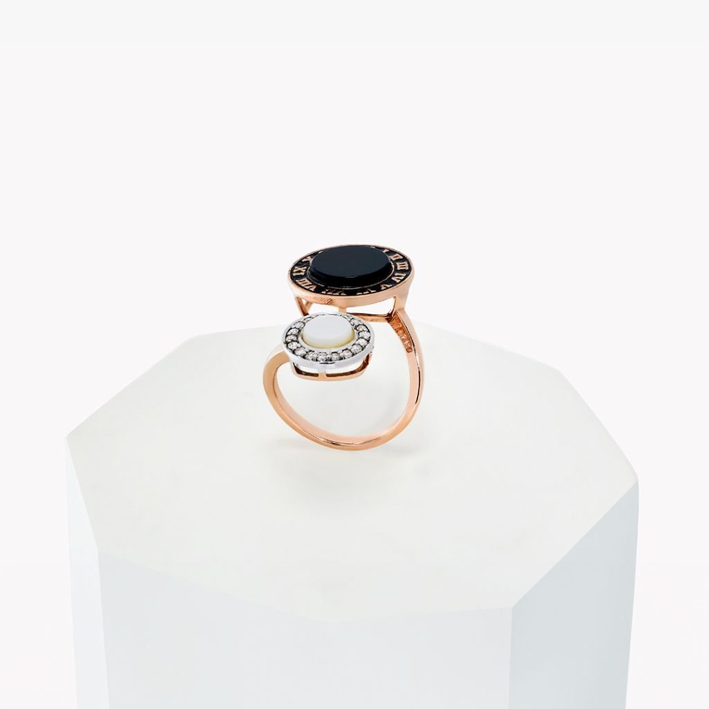 Corporate Eclipse Ring with Mother of pearl and Black Onyx