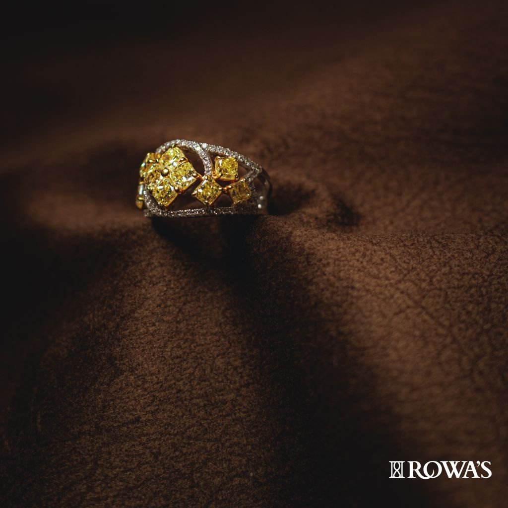 Golden Mosaic Fancy Yellow Diamond Ring