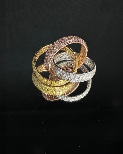 Trinity Ring in Pink and Yellow Fancy Colored Diamonds