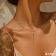 Sleek Chain with Diamonds