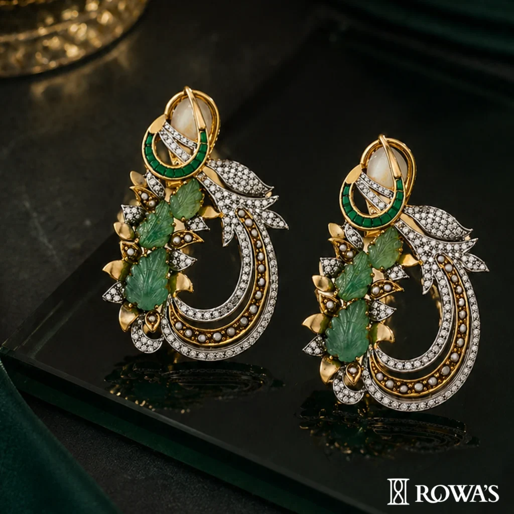 Feuilles Emerald Earrings