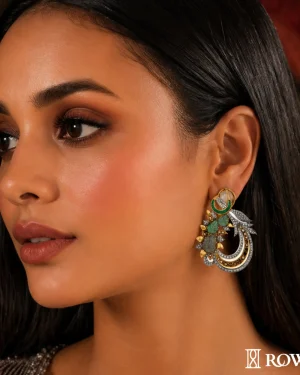 Feuilles Emerald Earrings
