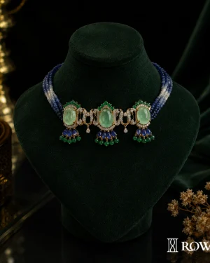 Regal Tapestry Emerald Choker